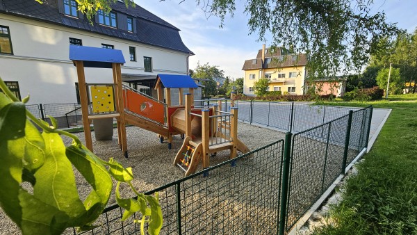 Nové dětské hřiště