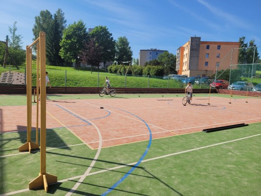 Soutěž pro 200 dětí a obnova technologií. Na dětském dopravním hřišti to žije.