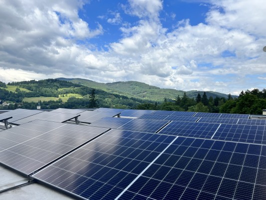 Fotovoltaická elektrárna na IPOSe