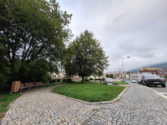 Obnova parčíku u Alberta