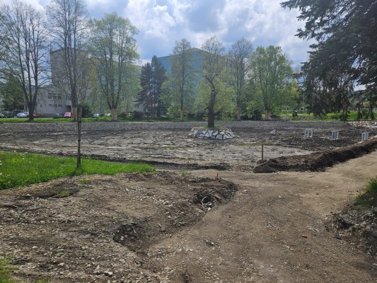 Stavební práce v rámci revitalizace lokality