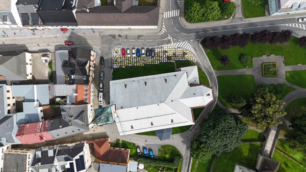 Úprava veřejného prostoru u kostela